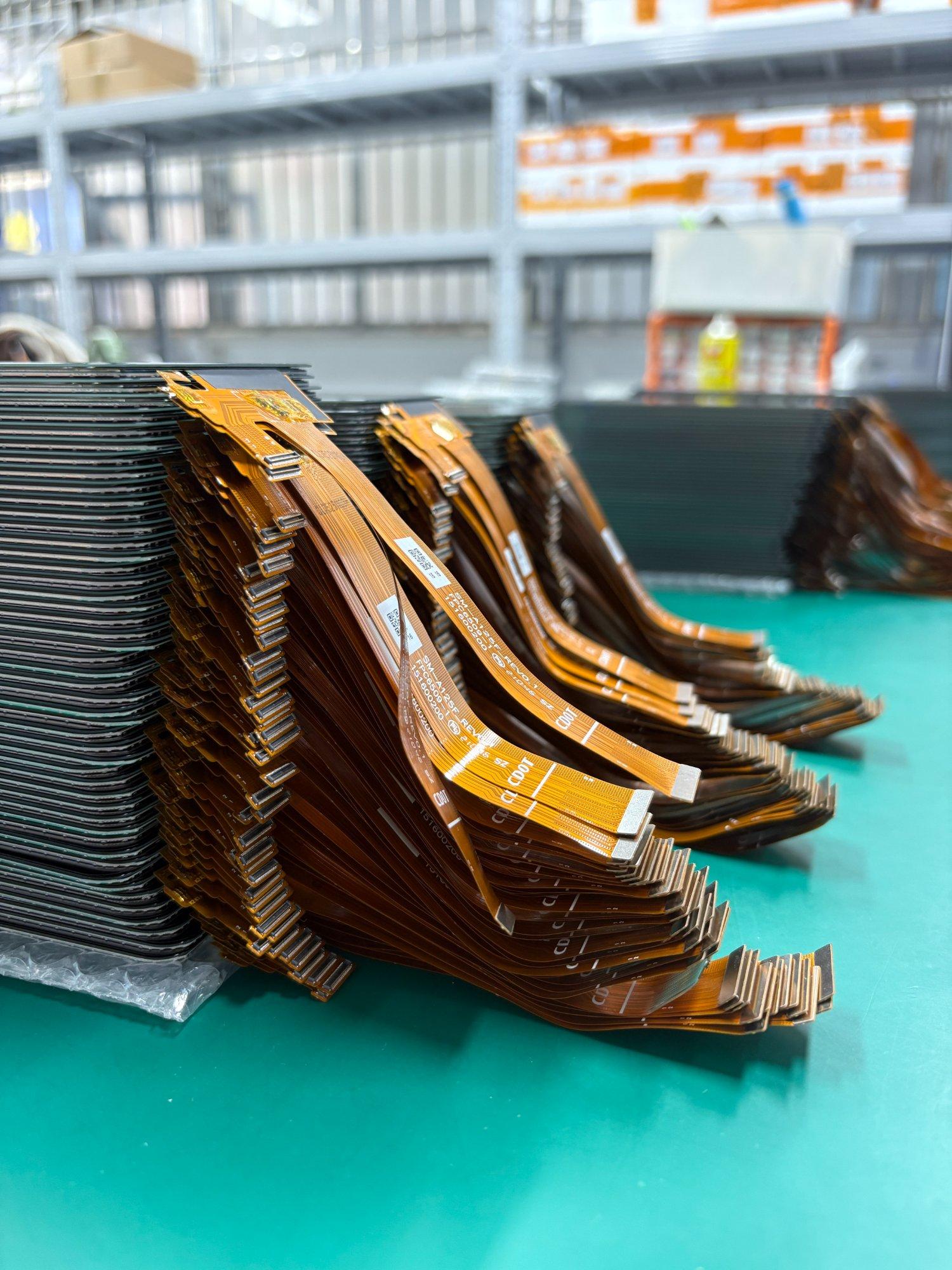 Data cable factory assembly line producing high-quality cables
